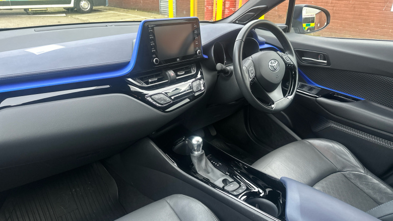 Toyota C-HR 2.0 Hybrid Dynamic 5dr CVT Hybrid Hatchback